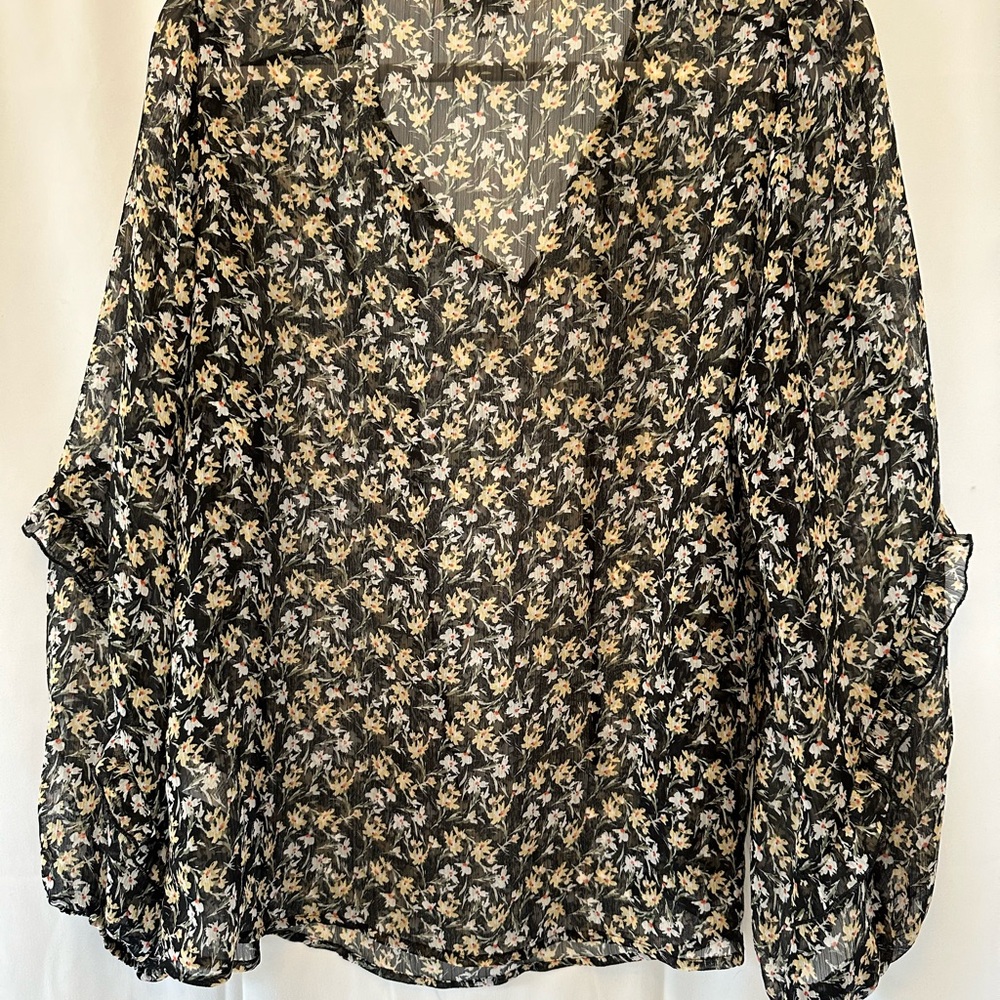 Black Floral Ruffled Blouse with Long Sleeves